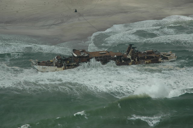 Chamarel Ship dismantling